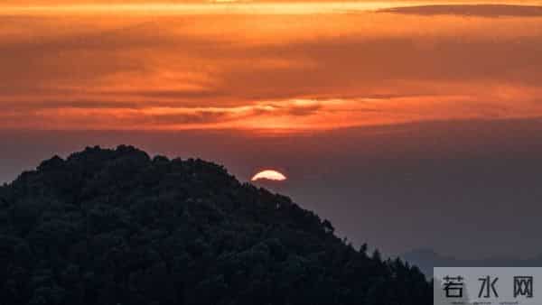 现在的人已经不在乎生死了我楼下有个邻居73岁，查出..